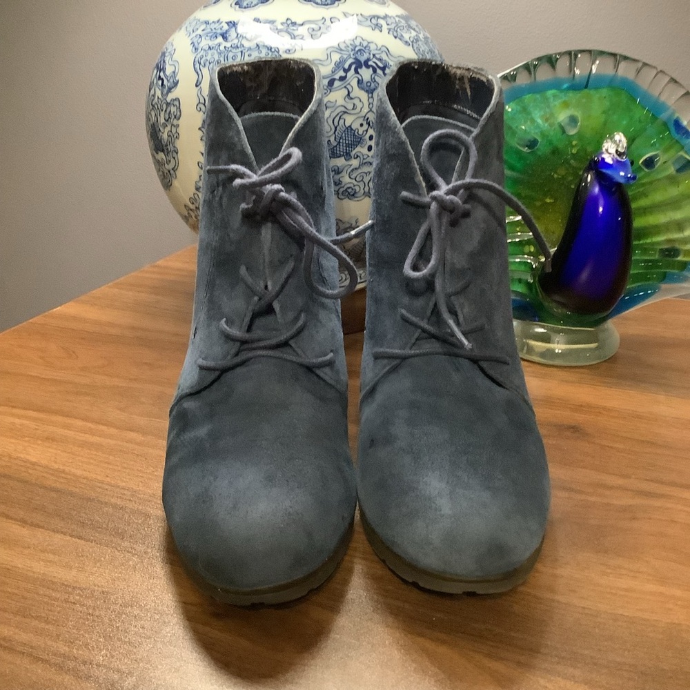White Mountain Women's Blue Suede Lace Up Boots - Picture 2 of 9